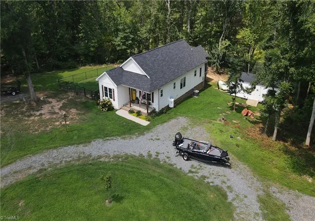 Photo 4 of Sale Pending at 159 Overland Trl, Stoneville, NC 27048 | MLS# 1231117 | Listing updated on 2026-10-01