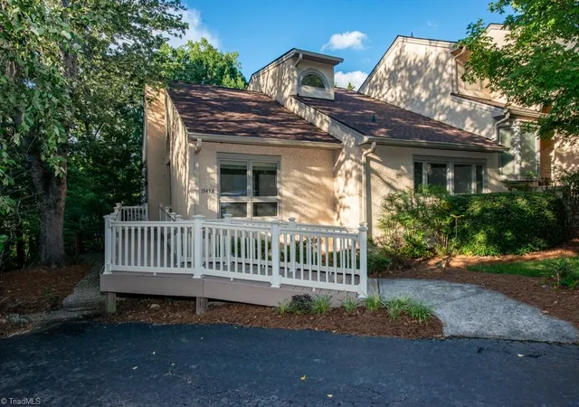 2nd image of 1943 A Eastchester Dr, High Point, NC 27265 | MLS# 1231597