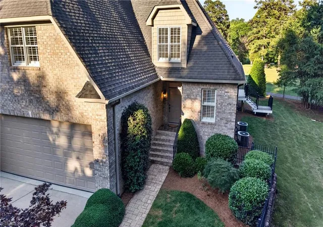 3rd image of 4127 Flagstick Ct, Jamestown, NC 27282 | MLS# 1223187