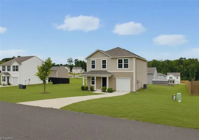 2nd image of 740 Oak Bend Dr, Asheboro, NC 27203 | MLS# 1230395