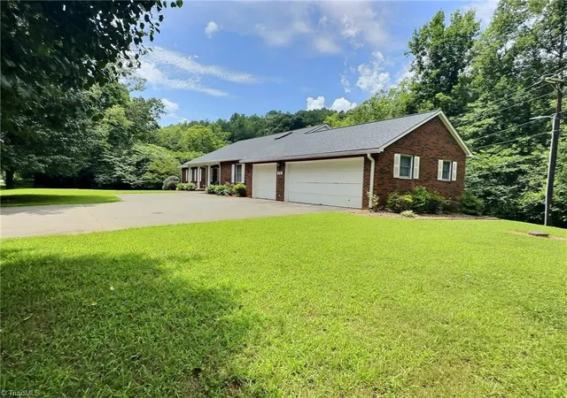 Homes for sale in Moravian Falls, NC | 5096 S Nc Hwy 16, Moravian Falls, NC 28654 | MLS# 1220408