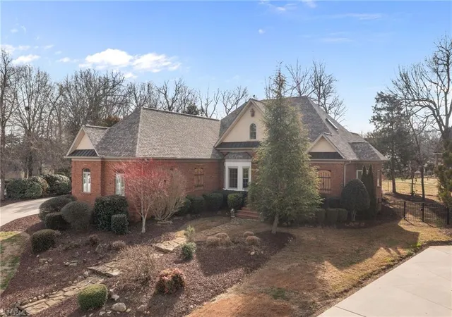 Photo 2 of Single family home for sale at 3340 Waterford Pl, Burlington, NC 27215 | MLS# 1233959 | Listing updated on 2026-09-01