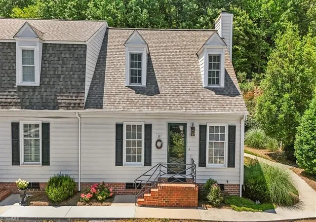 1st image of 330 W Presnell St, Asheboro, NC 27203 | MLS# 1228105