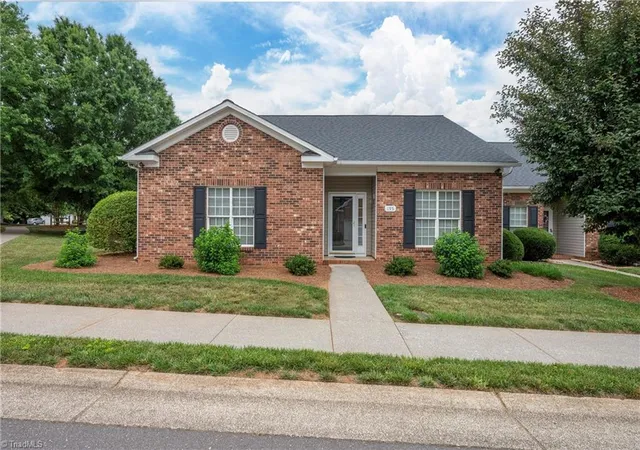 Homes for sale in Clemmons, NC | 195 Stadium Oaks Dr, Clemmons, NC 27012 | MLS# 1223749