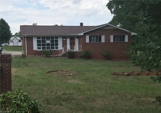 Photo 1 of Single family home for sale at 3150 Wentworth St, Reidsville, NC 27320 | MLS# 1227465 | Listing updated on 2026-08-27