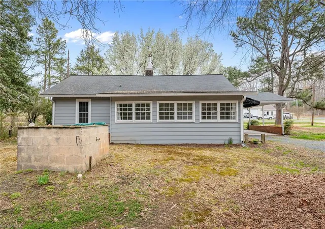 Homes for sale in Asheboro, NC | 5498 S Us Hwy 220, Asheboro, NC 27205 | MLS# 1212205