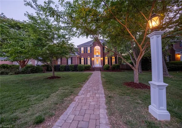 2nd image of 5707 Middlebury Pl, Greensboro, NC 27410 | MLS# 1219959