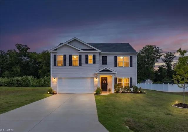 Photo 1 of Single family home for sale at 174 Culloden Dr, Mocksville, NC 27028 | MLS# 1228457 | Listing updated on 2026-09-16