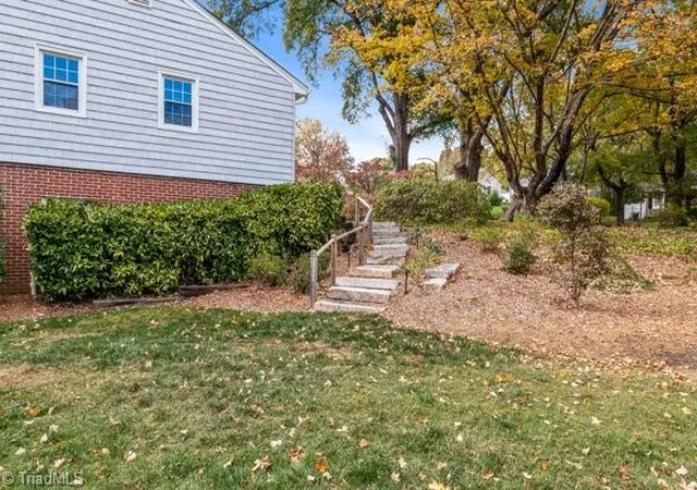3rd image of 2311 Fernwood Dr, Greensboro, NC 27408 | MLS# 1202252