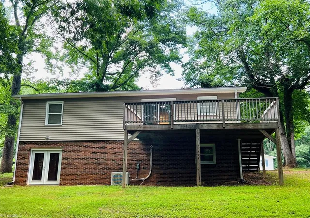 Homes for sale in Mount Airy, NC | 151 Wedgewood Dr, Mount Airy, NC 27030 | MLS# 1226723
