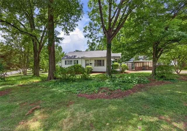 1st image of 1205 Quail Dr, Greensboro, NC 27408 | MLS# 1226243