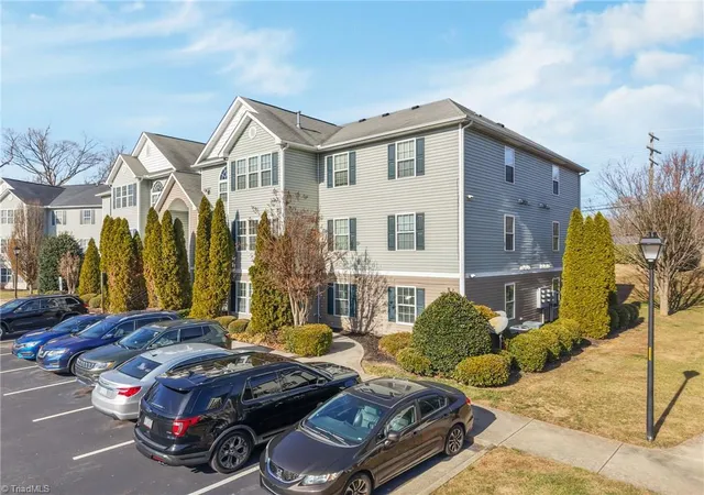 Photo 4 of Sale Pending at 4702 Pennoak Ln #C, Greensboro, NC 27407 | MLS# 1205197 | Listing updated on 2026-10-08