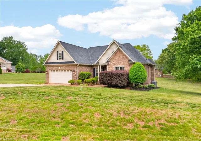 Photo 2 of Sale Pending at 3074 Beeson Ct, Sophia, NC 27350 | MLS# 1230701 | Listing updated on 2026-09-05