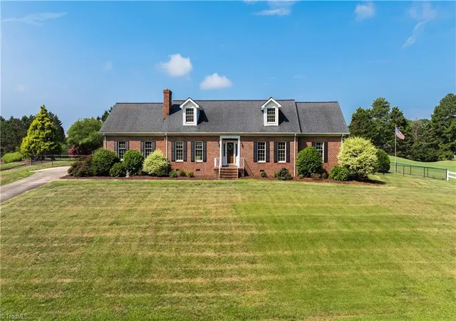 Homes for sale in Asheboro, NC | 456 Nassau Trl, Asheboro, NC 27205 | MLS# 1226744