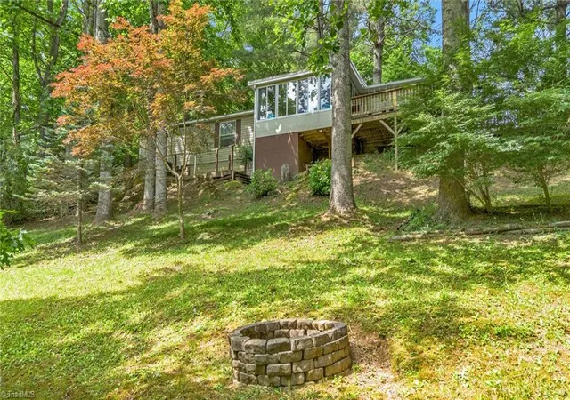 Photo 2 of Manufactured home for sale at 351 Laurelwood Ln, Boone, NC 28607 | MLS# 1223529 | Listing updated on 2026-07-28