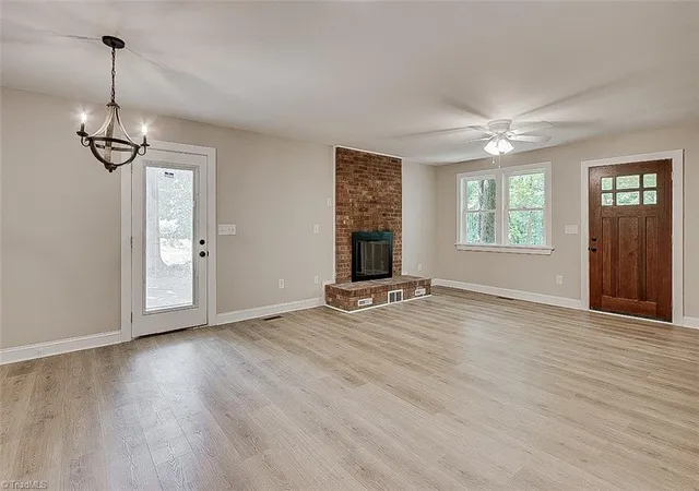 Homes for sale in Seagrove, NC | 374 Yow Dr, Seagrove, NC 27341 | MLS# 1224377