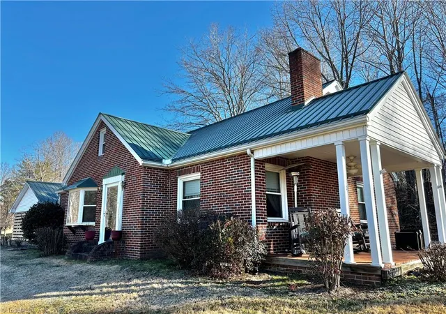 3rd image of 3391 Asbury Rd, Mount Airy, NC 27030 | MLS# 1205169