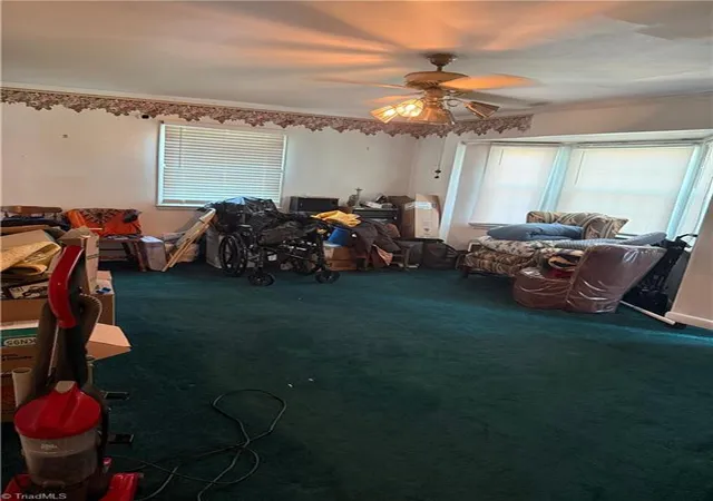 Photo 3 of Sale Pending at 2201 Woodberry Dr, Greensboro, NC 27403 | MLS# 1229937 | Listing updated on 2026-08-10