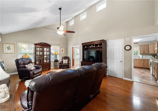 Photo 2 of Single family home for sale at 5737 Polaris Ct, Pfafftown, NC 27040 | MLS# 1233518 | Listing updated on 2026-09-14