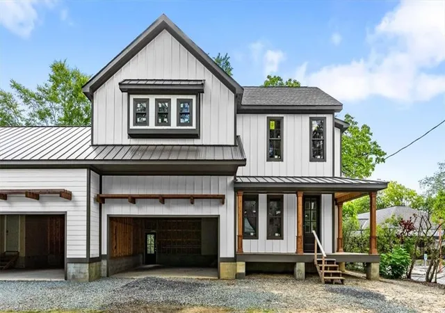 1st image of 901 Cherry St, Greensboro, NC 27401 | MLS# 1231204