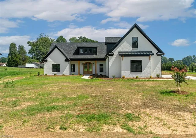 1st image of 274 Garnet Ln, Lexington, NC 27295 | MLS# 1230247