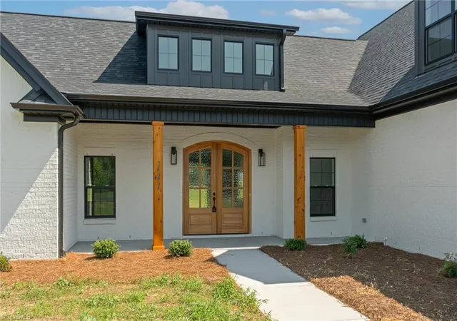 2nd image of 274 Garnet Ln, Lexington, NC 27295 | MLS# 1230247