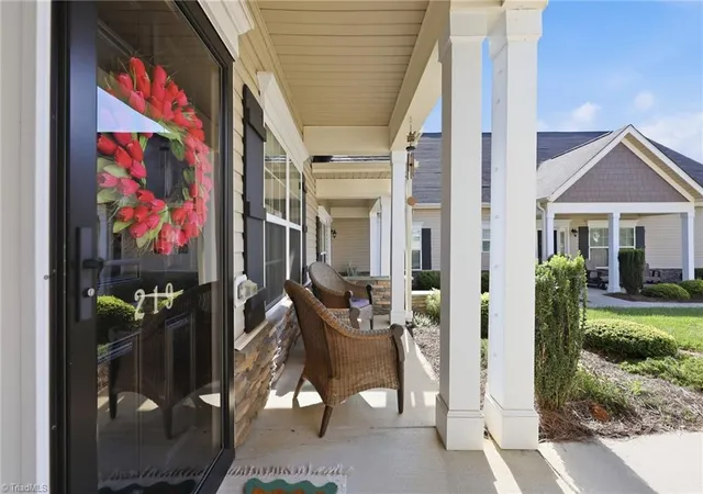 Photo 2 of Sale Pending at 219 Hawks Nest Cir, Clemmons, NC 27012 | MLS# 1230590 | Listing updated on 2026-09-13
