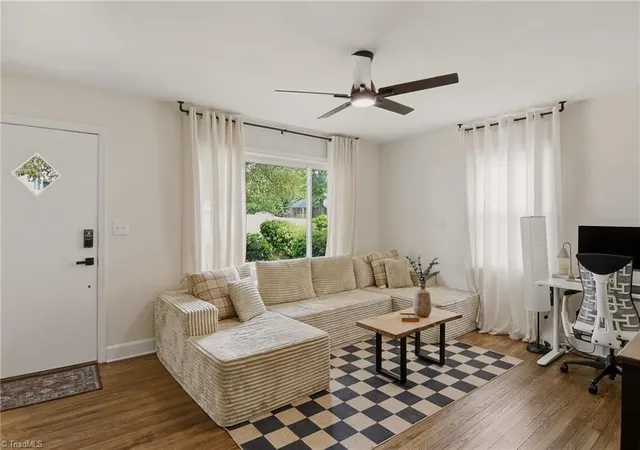 Homes for sale in Winston Salem, NC | 3113 Luther St, Winston Salem, NC 27127 | MLS# 1225209