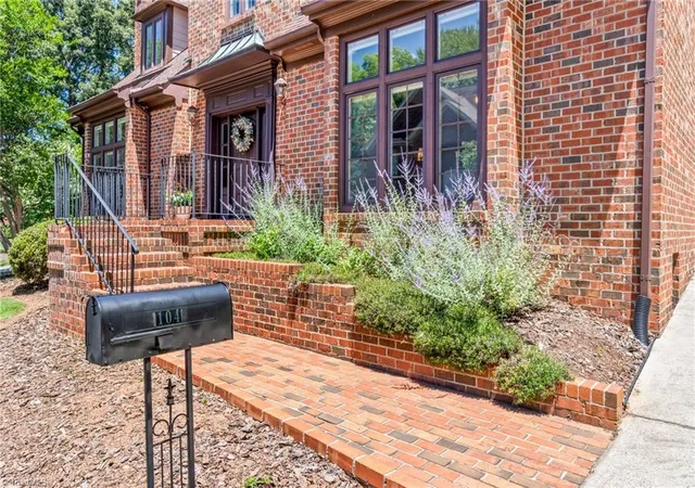 2nd image of 104 Candlewyck Dr, Winston Salem, NC 27104 | MLS# 1223274