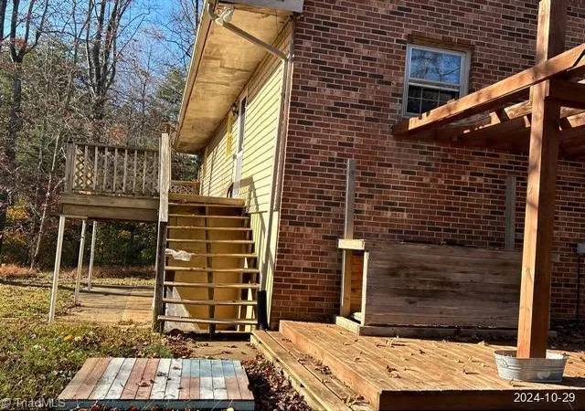 4th image of 655 Salem Church Rd, Patrick Springs, VA 24133 | MLS# 1230846