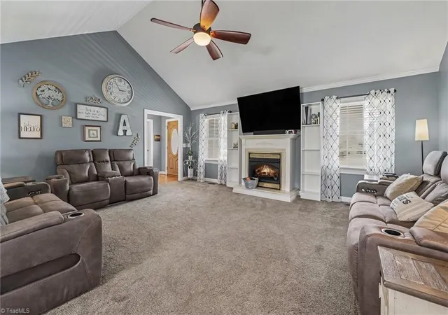 Photo 3 of Sale Pending at 124 Glen Oaks Dr, King, NC 27021 | MLS# 1233263 | Listing updated on 2026-09-04