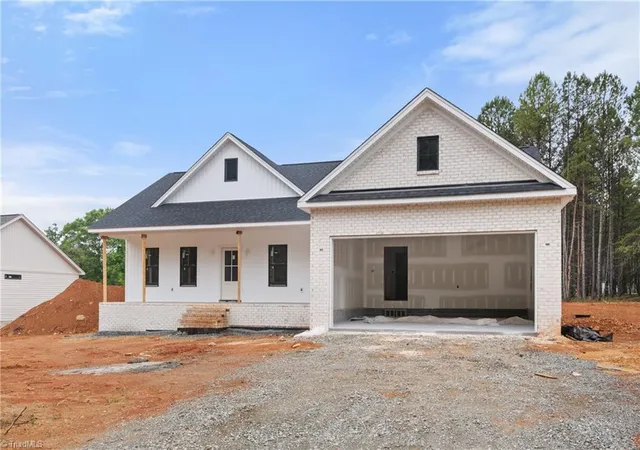 Homes for sale in Denton, NC | 410 Potters Landing, Denton, NC 27239 | MLS# 1217968