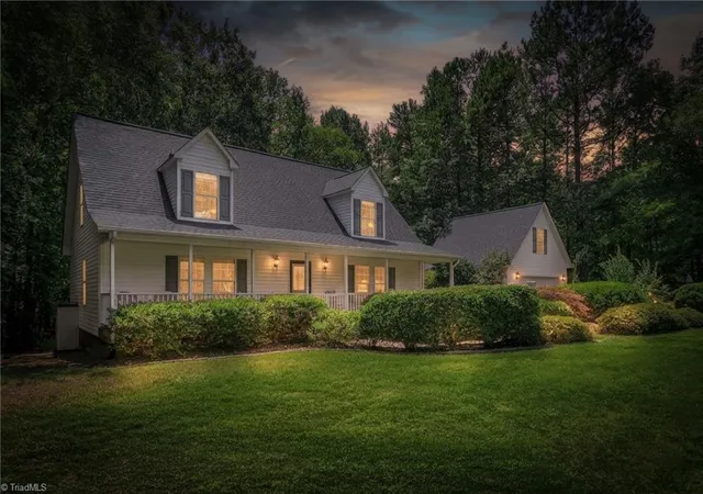 Photo 2 of Single family home for sale at 3005 Bramblewood Dr, Mebane, NC 27302 | MLS# 1233868 | Listing updated on 2026-09-14