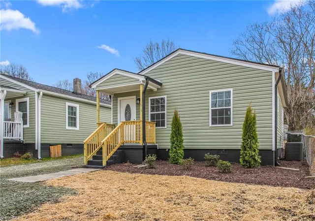 2nd image of 1615 Preston St, Burlington, NC 27217 | MLS# 1211192