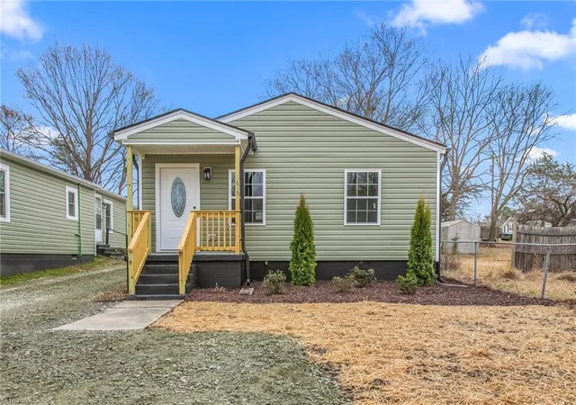 3rd image of 1615 Preston St, Burlington, NC 27217 | MLS# 1211192