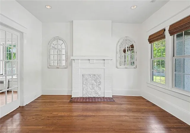 Photo 3 of Single family home for sale at 411 Elam Ave, Greensboro, NC 27403 | MLS# 1233432 | Listing updated on 2026-09-09