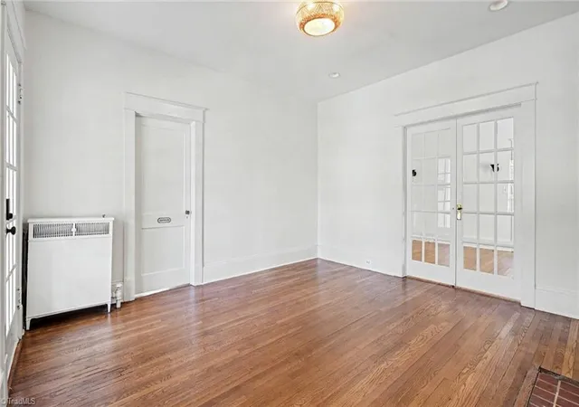 Photo 4 of Single family home for sale at 411 Elam Ave, Greensboro, NC 27403 | MLS# 1233432 | Listing updated on 2026-09-09