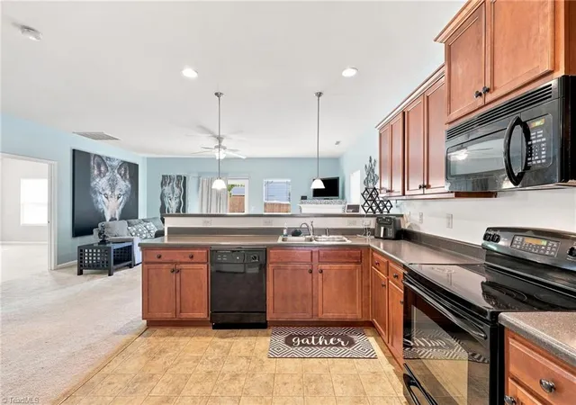 Photo 4 of Single family home for sale at 1204 Montreux Dr, Mebane, NC 27302 | MLS# 1233694 | Listing updated on 2026-08-28