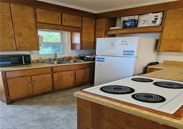 Photo 3 of Sale Pending at 436 Granite St, Mount Airy, NC 27030 | MLS# 1223504 | Listing updated on 2026-09-19