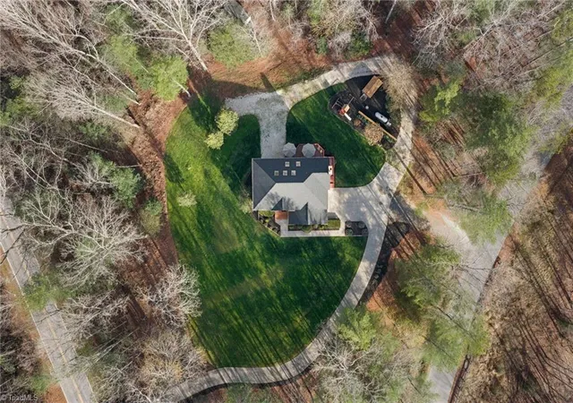 Photo 2 of Single family home for sale at 458 Jim Caudill Rd, Wilkesboro, NC 28697 | MLS# 1211894 | Listing updated on 2026-08-12