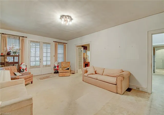 3rd image of 1518 Cloverdale Ave, Winston Salem, NC 27104 | MLS# 1218278