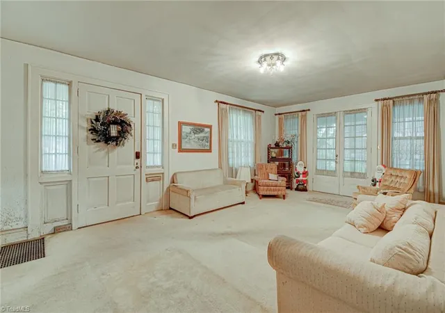 4th image of 1518 Cloverdale Ave, Winston Salem, NC 27104 | MLS# 1218278