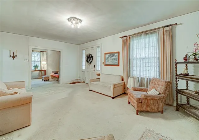5th image of 1518 Cloverdale Ave, Winston Salem, NC 27104 | MLS# 1218278