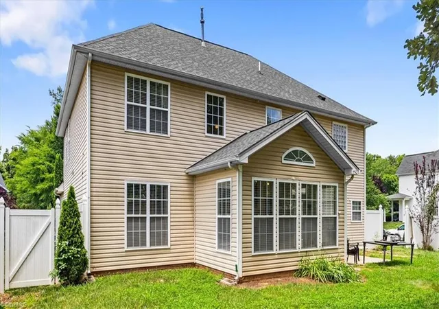 Homes for sale in Whitsett, NC | 1905 Buckminster Dr, Whitsett, NC 27377 | MLS# 1226777