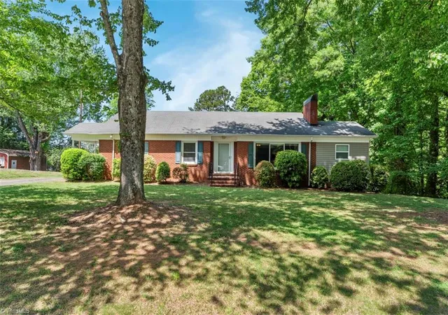 Homes for sale in Pilot Mountain, NC | 213 Old Westfield Rd, Pilot Mountain, NC 27041 | MLS# 1216904