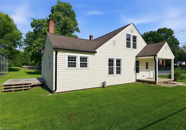 2nd image of 401 Sunset Dr, Randleman, NC 27317 | MLS# 1226643