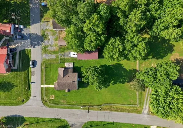 41st image of 401 Sunset Dr, Randleman, NC 27317 | MLS# 1226643