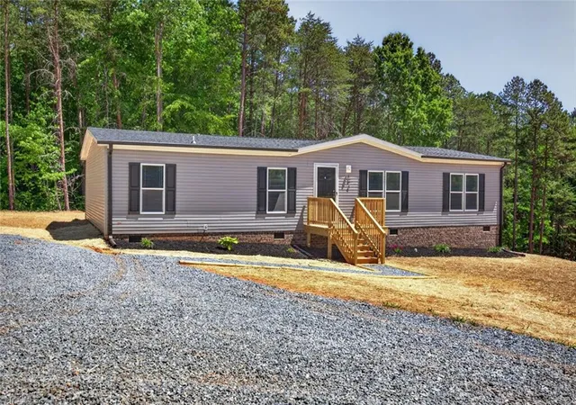 Homes for sale in Lexington, NC | 194 Harvick Ln, Lexington, NC 27292 | MLS# 1219643