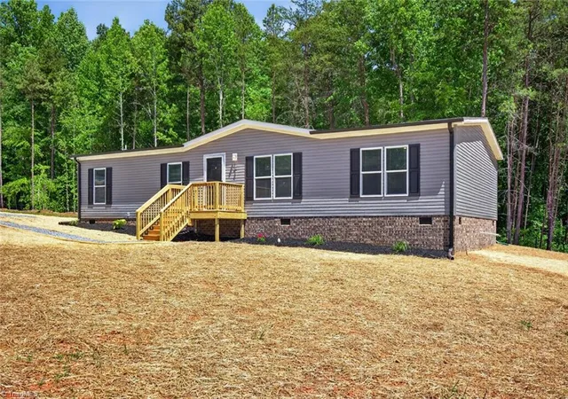 Homes for sale in Lexington, NC | 194 Harvick Ln, Lexington, NC 27292 | MLS# 1219643