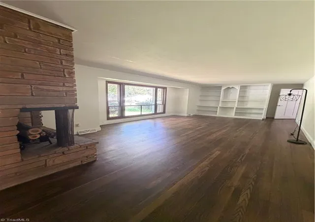 Photo 5 of Single family home for sale at 208 Harris Ave, Elkin, NC 28621 | MLS# 1233961 | Listing updated on 2026-09-02